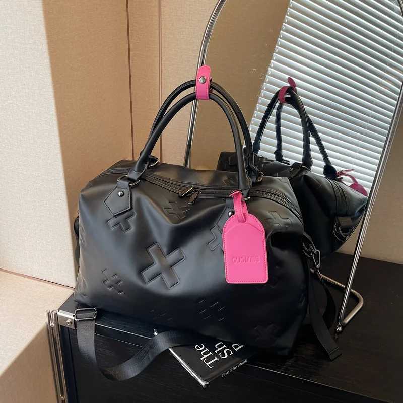 Large Capacity Travel Bag Wen Sports Bags Storage Fitness Bag Carry Lage Designer Bag Tote Bags Bolso Marca Lujo Y251209