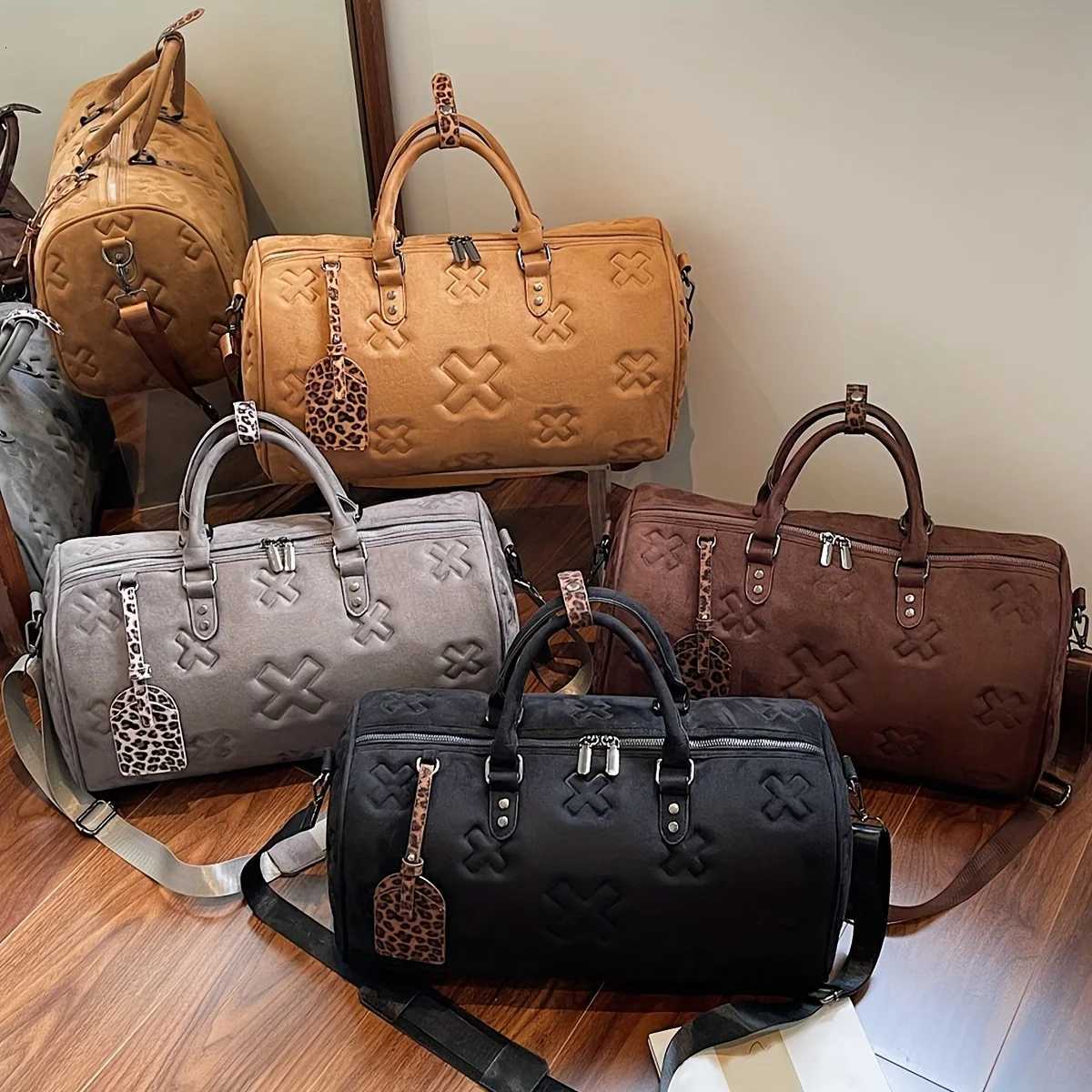 Fi travel handbag - High-capacity durable textured design suitable for fitness vai and business trips Y251209