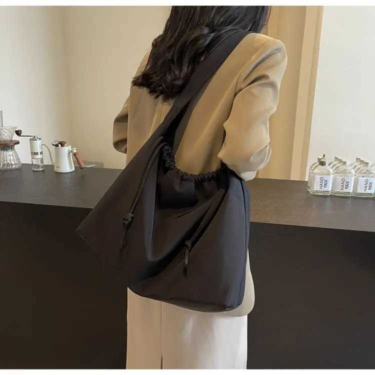 New Drstring Tote Versatile Solid Color Canvas Casual Crossbody Bags Cmuting Shoder Bag Y251209