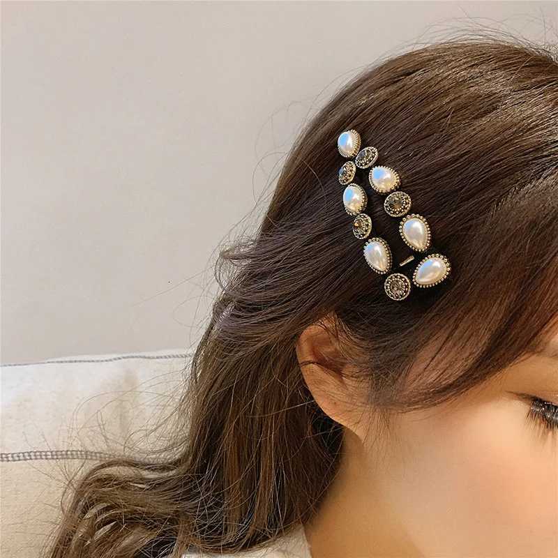 Vintage Metal Pearl Wen Hair Clip Pin Barrettes Fashion Golden Alloy Bear Rhinestone wer Hair Accories Hairpin Barrettes Y251210