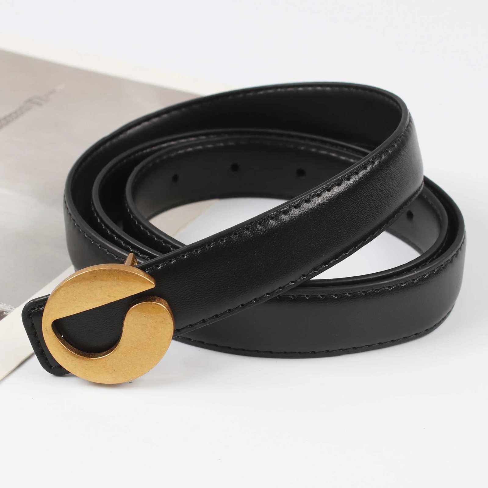 Luxury Womens belt elegant high-quality luxury brand designer belt vintage style 23 cm wide waist suitable for dresses and jeans Y251210