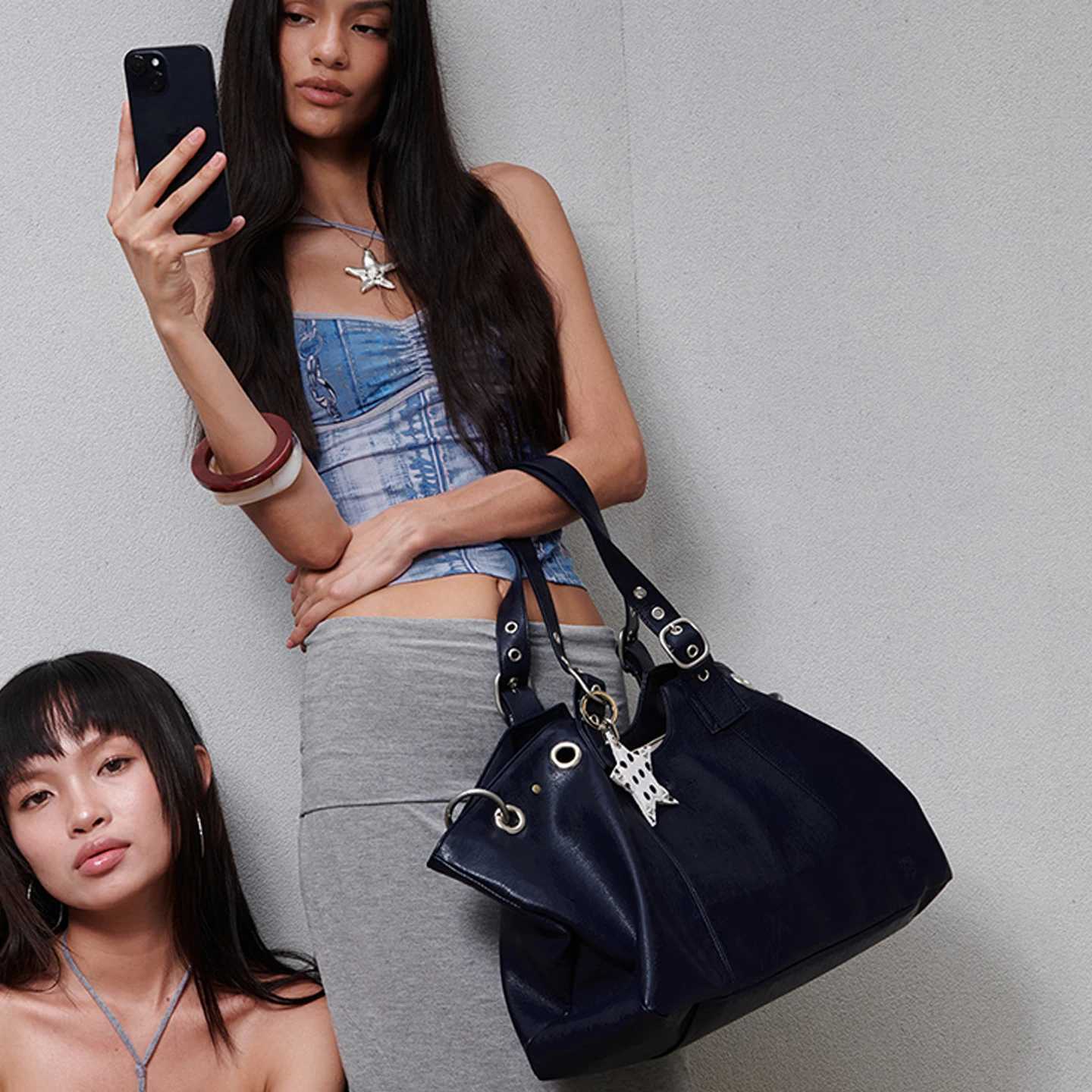 2025 new large-capacity tote bag wens high-end niche design shoder underarm bag Y251209