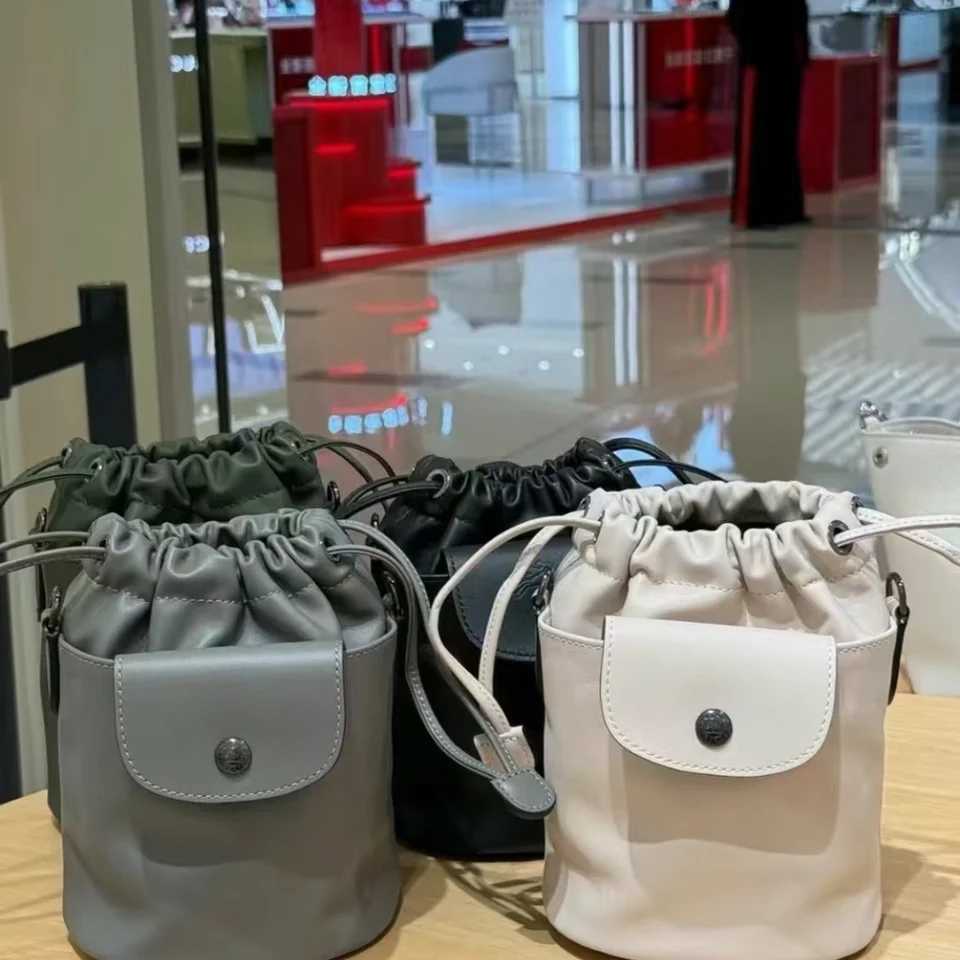 2025 New Fi Trend Wens Shoder Bag Suitable for Young Wens Student Storage Bag Y251209