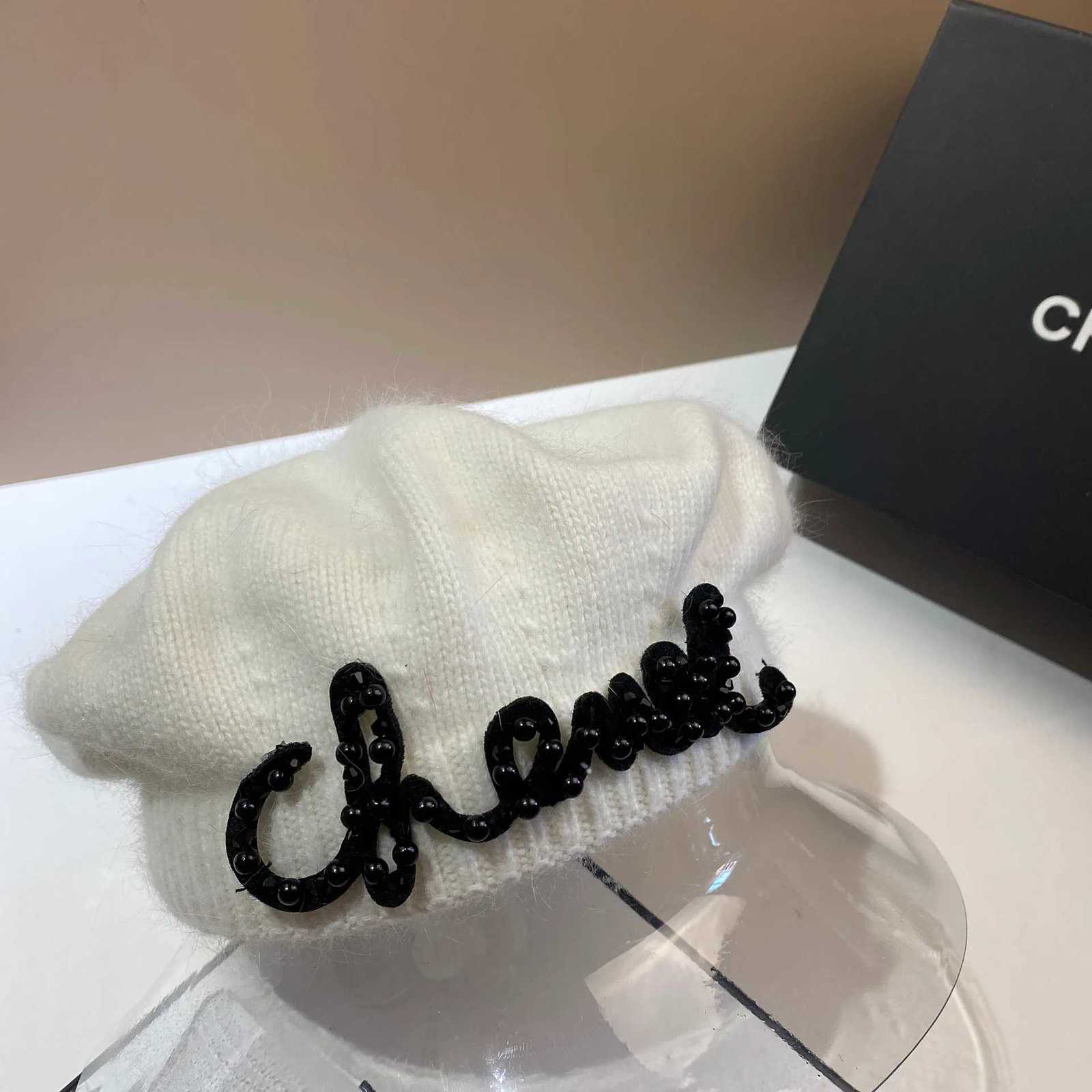 New Pearl-Lette Rabbit Fur Beanie Fall/Winter New Style Warm Fuzzy Knit Painters Beret With Tren Octagonal Design Y251210