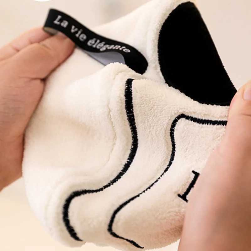 luxury French Hanging Small Household Square Towel Kitchen Bathroom White Absorbent Double Thick Hand Towel Children Fine Hand Towel C251210