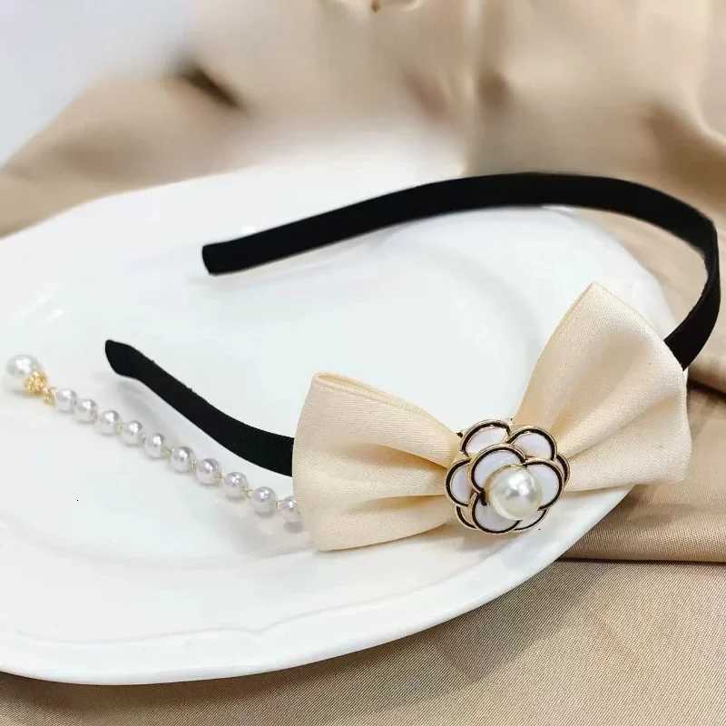 Korean Fabric Bow Hairbands for Women Camellia Flower Pearl Tassel Headbands Fashion Hair Band Headwear Hair AccessoriesT251210