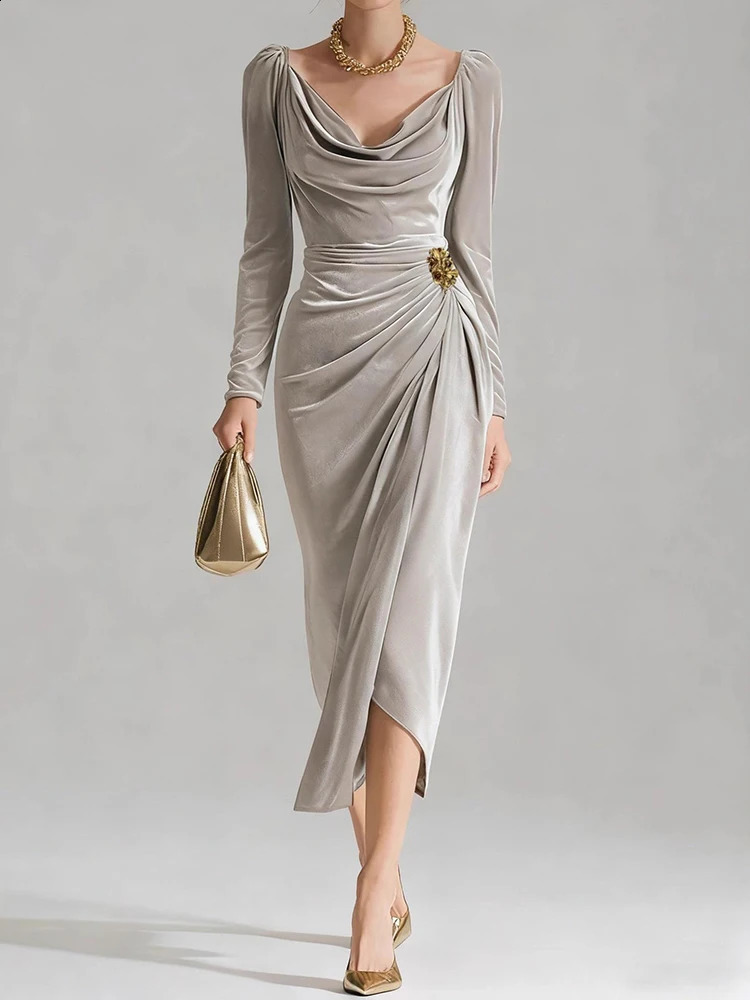 Office Lady Velvet Long Sleeve V-Neck Vintage Solid Mid-Length Draped Dress for Women - Elegant Autumn Winter Wear C260312
