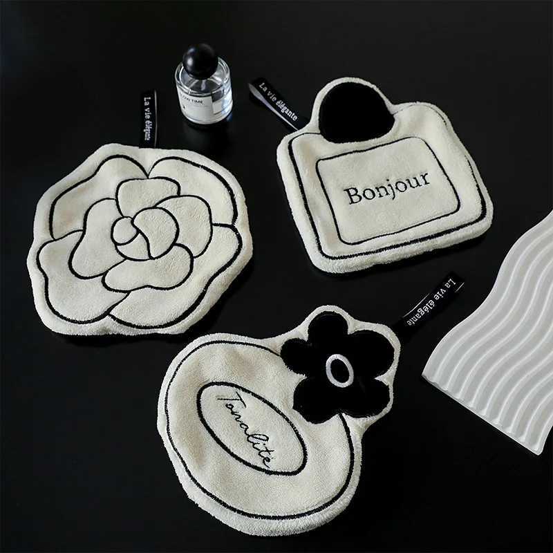 luxury French Hanging Small Household Square Towel Kitchen Bathroom White Absorbent Double Thick Hand Towel Children Fine Hand Towel C251210