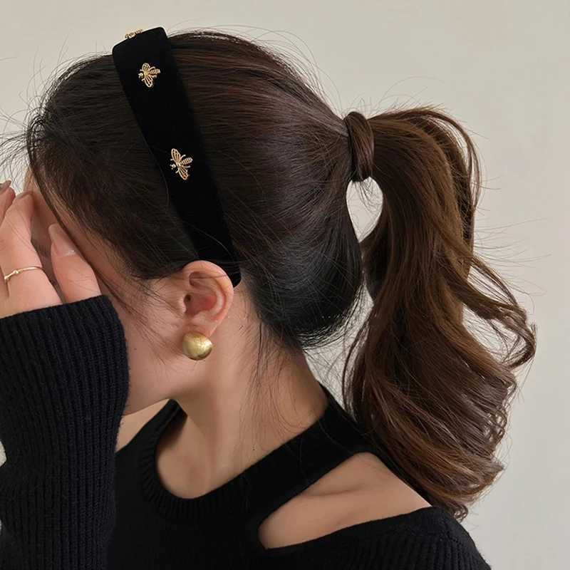 2025 Retro Hair Hoop Temperament Bee Wide Hair Hoop Haiands for Wen Girls French Versatile Fashion band Hair Accories Y251210