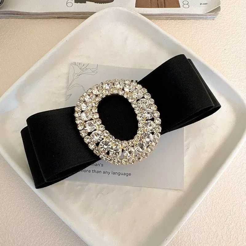 French Fabric Bow Hair Clip for Girls Crystal Rhinestone Haiow Elegant Luxury Jewelry Hairpin Korean Heaear Hair Accories Y251210