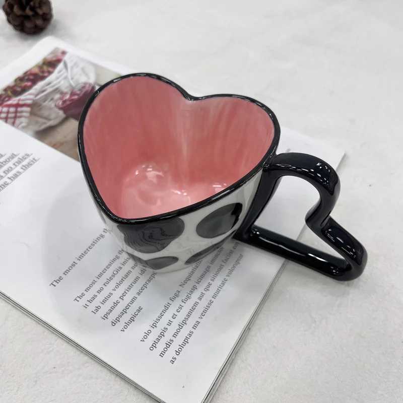 300ml 10oz Heart Shape Coffee Mug Creative Personty Unique Design Ceramic Cup with Heart Shape Handle Lovely Gift for Besties C251210