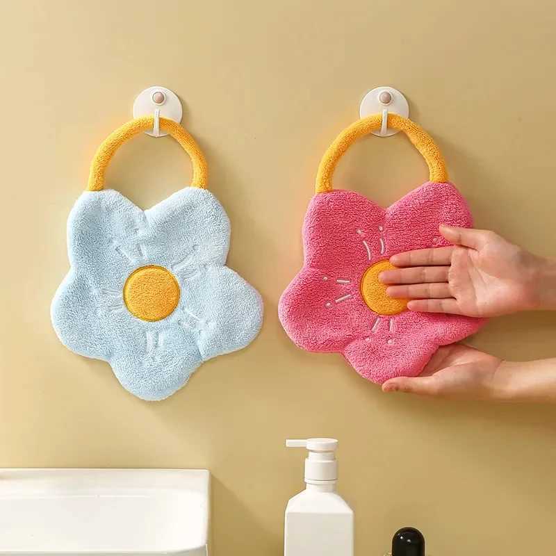 Quick Dry Hand Towels Coral Fleece Wipe Handkerchief Kitchen Bathroom Absorbent Dishcloth Cleaning Cloth Creative Flower Shape C251210