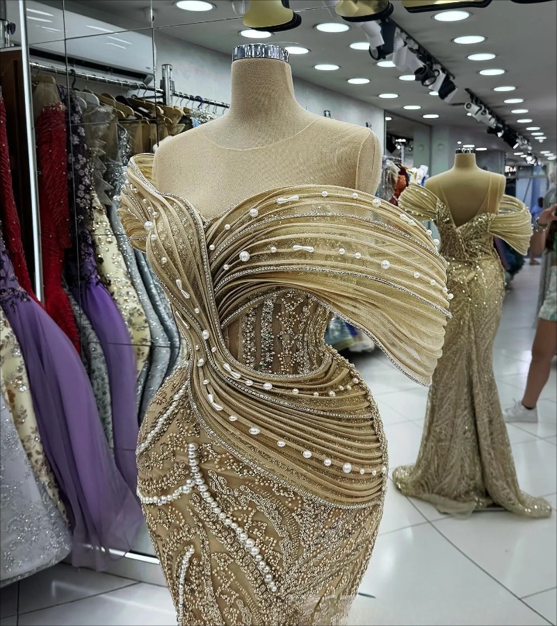 Plus Size Gold Prom Special Occasions Mermaid Promdress Formal Dresses For Women Sheer Neck Illusion Beaded Lace Rhinestone Engagement Gown D10 B0312