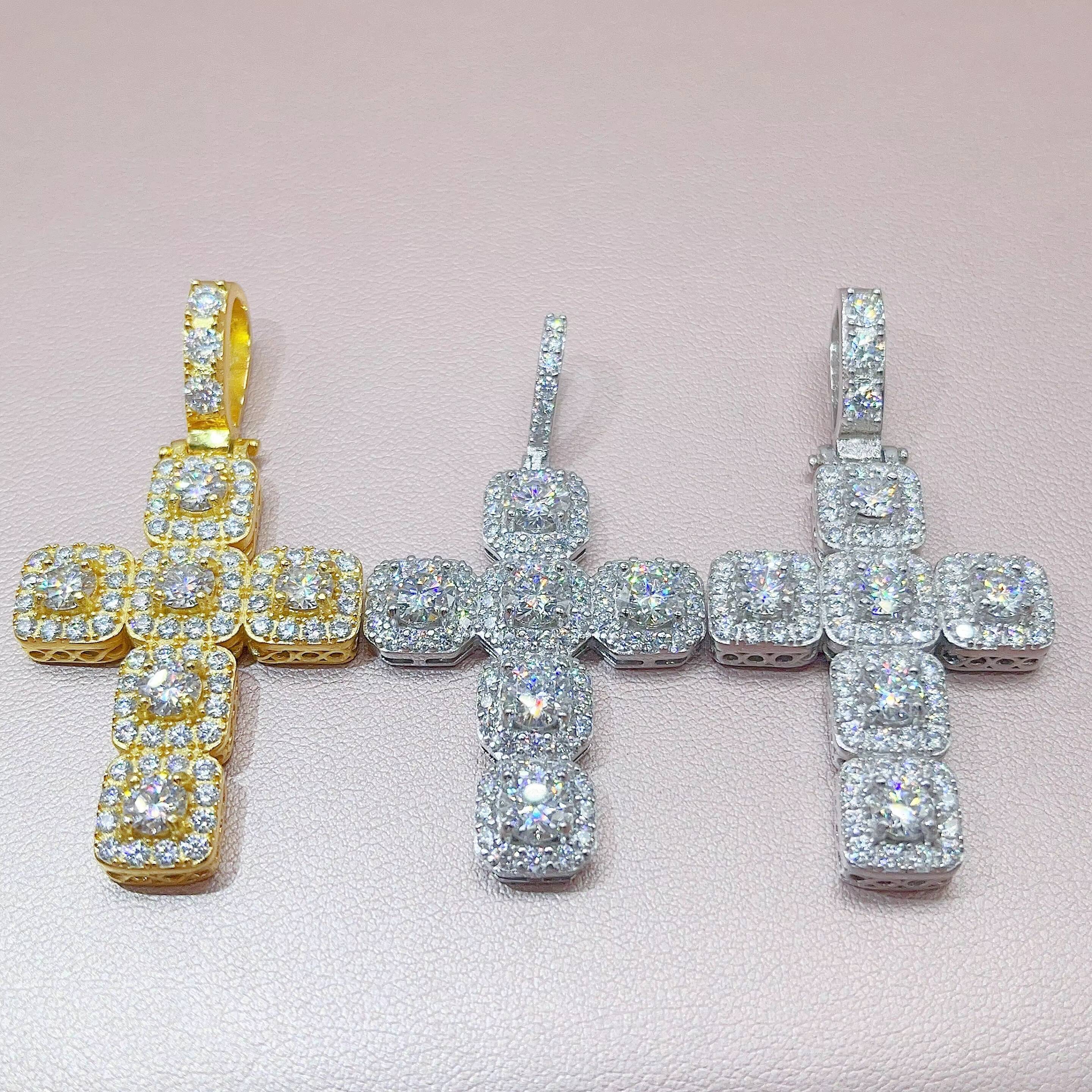 Fine Jewelry Necklace Gemstone 925 Sterling Silver Cross Moissanite Chain Pendant