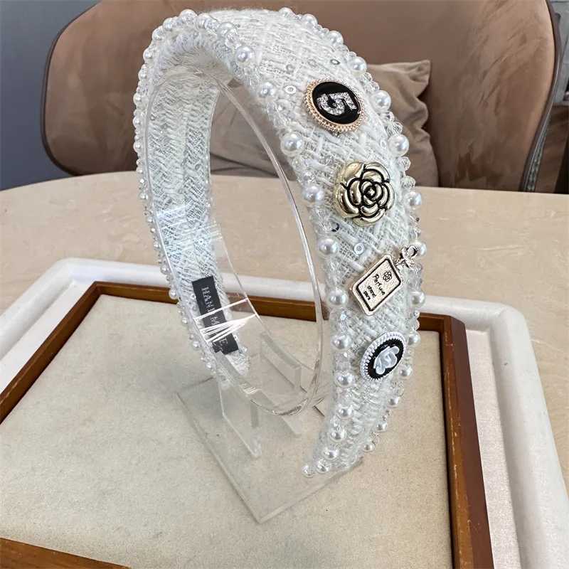 Korean Fashion Pearl Crystal Haiand Temperament Elegant Hair Hoops band Hair Accories for Wen Girls Y251210