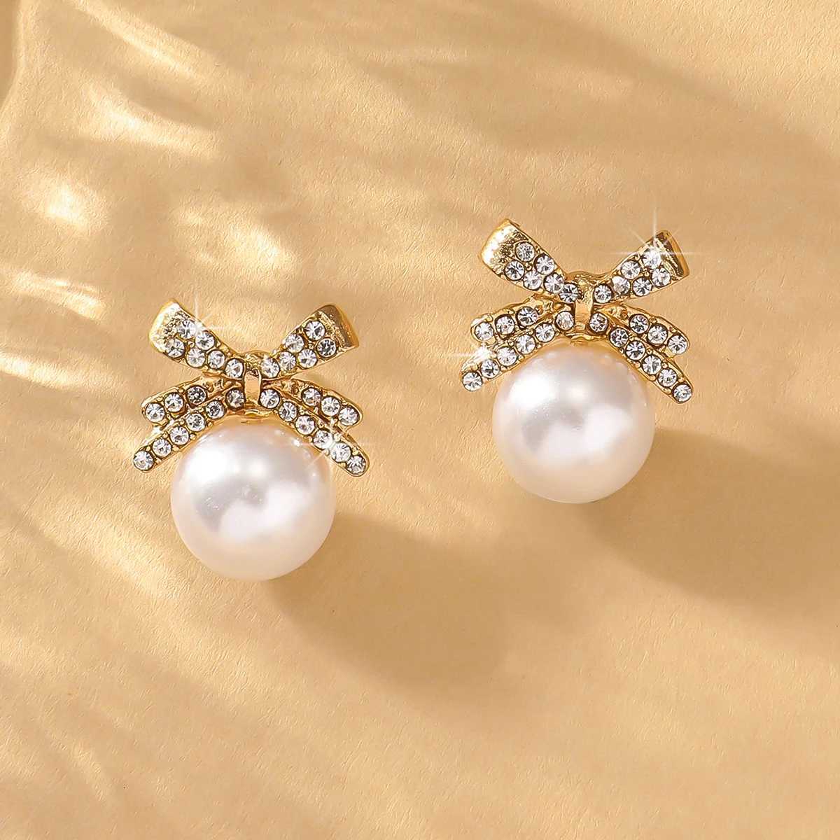 2 Wens Sier Needle Bow Studded With Diamond Pearl Earrings Fashionable And Niche Design High-end And Refreshing Earrings Y251210