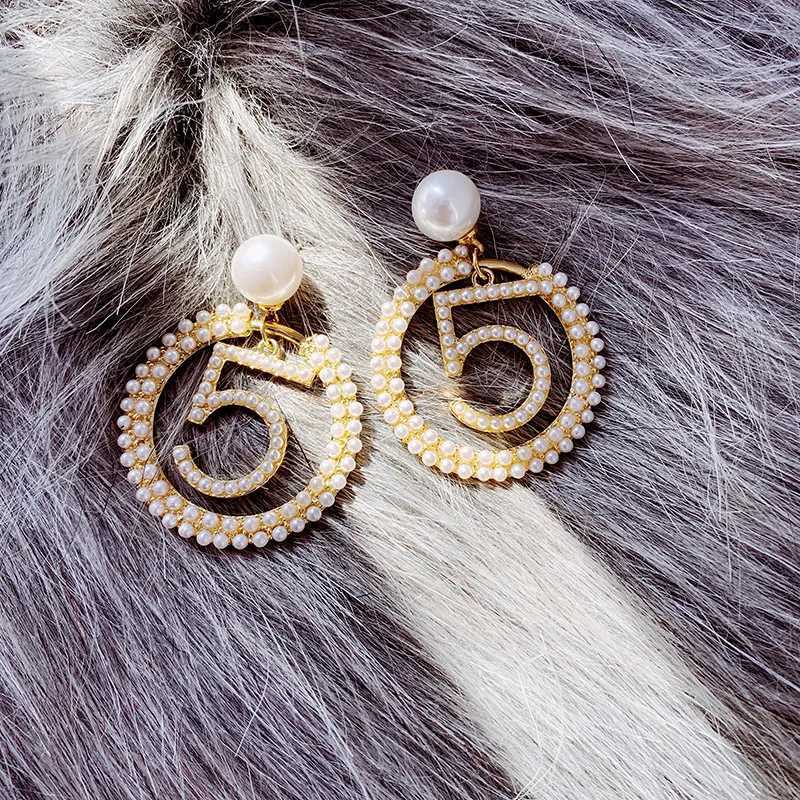 Luxury Number 5 Letter Earrings For Wen 2025 New Paris Long Exaggerated Round Pearl Zircon Drops Earrings Wife Jewelry Gifts Y251210