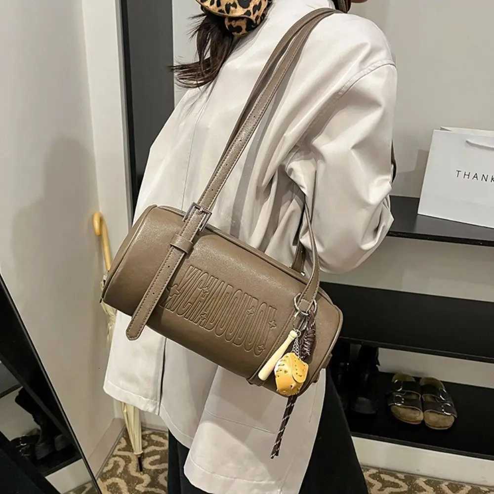 Luxury Cylinder Shaped Shoder Bag Solid Color Mtifunctial Crossbody Bag With Pendant Underarm Handbag Y251209