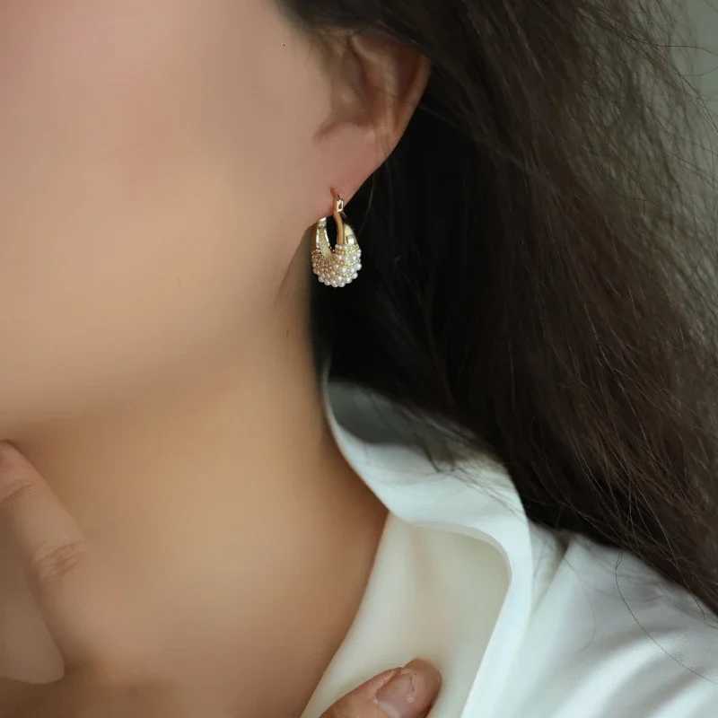 French new design fashion jewelry 14K gold plated U-shed small pearl earrings elegant wens daily work accories Y251210