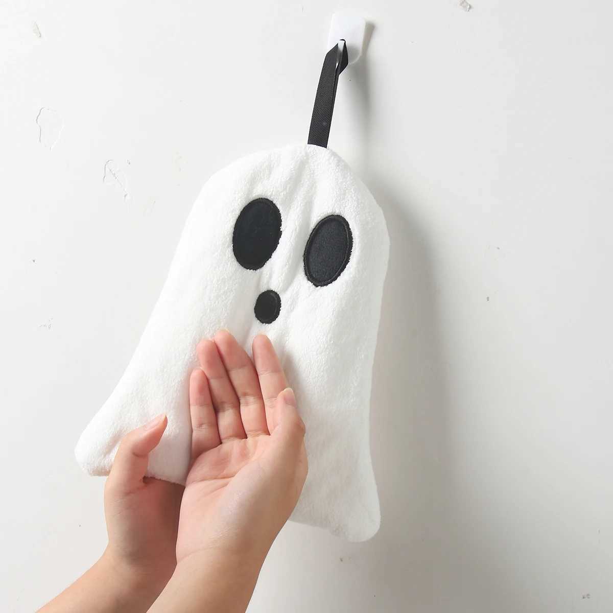 2pcs Black Cat Hand Towel Cute Handkerchief Towels Halloween Decoration 2025 Kitchen Towels for Hands Super Absorbent Towel C251210