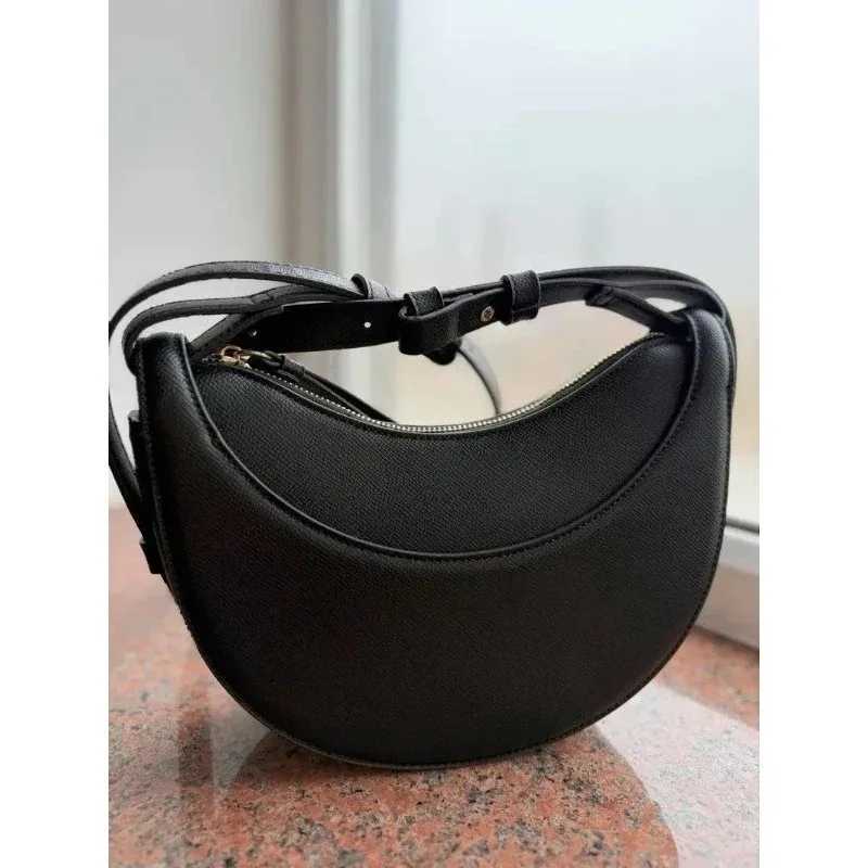 New French crescent shaped shoder bag made of high-quality leather stylish and generous Y251209