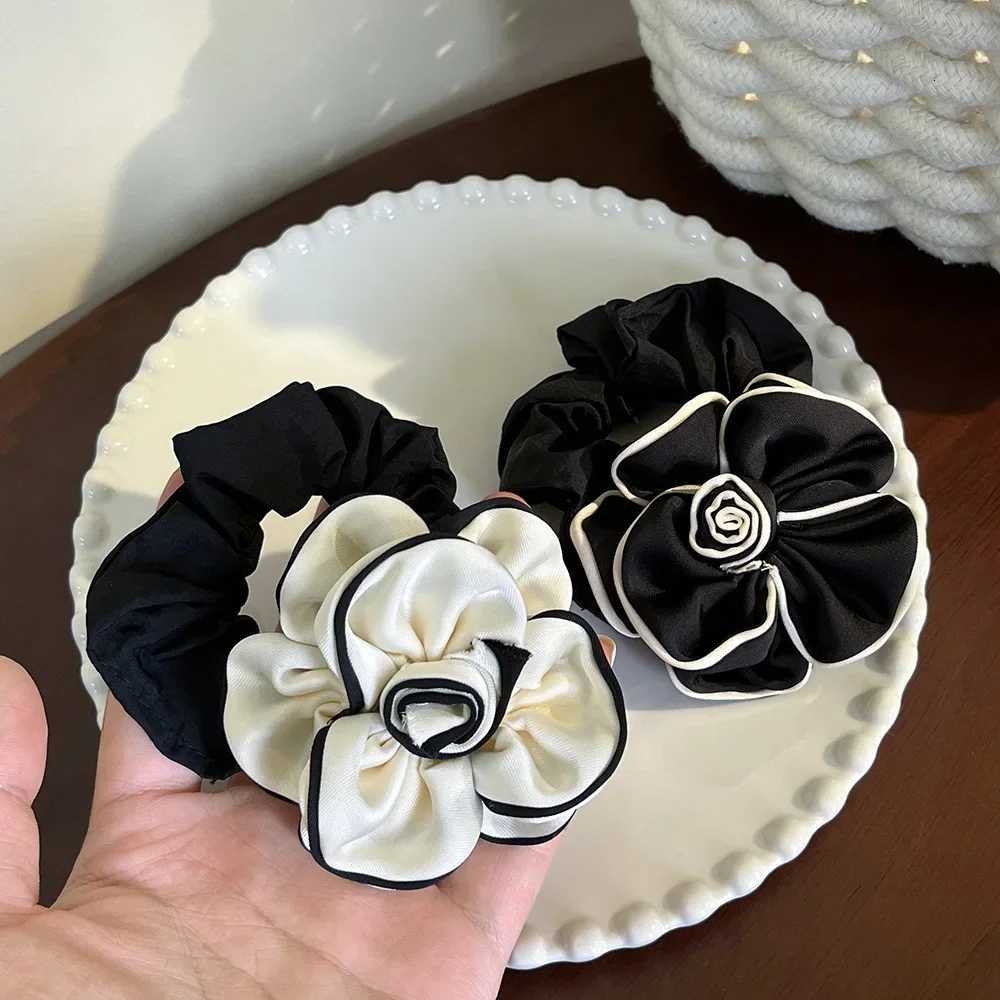 NEW French lia Hair Cl 13CM Large Cl Clips Crab Hair Clips Rolled Edge lia Scrunchies Hair Accories for Wen Y251210