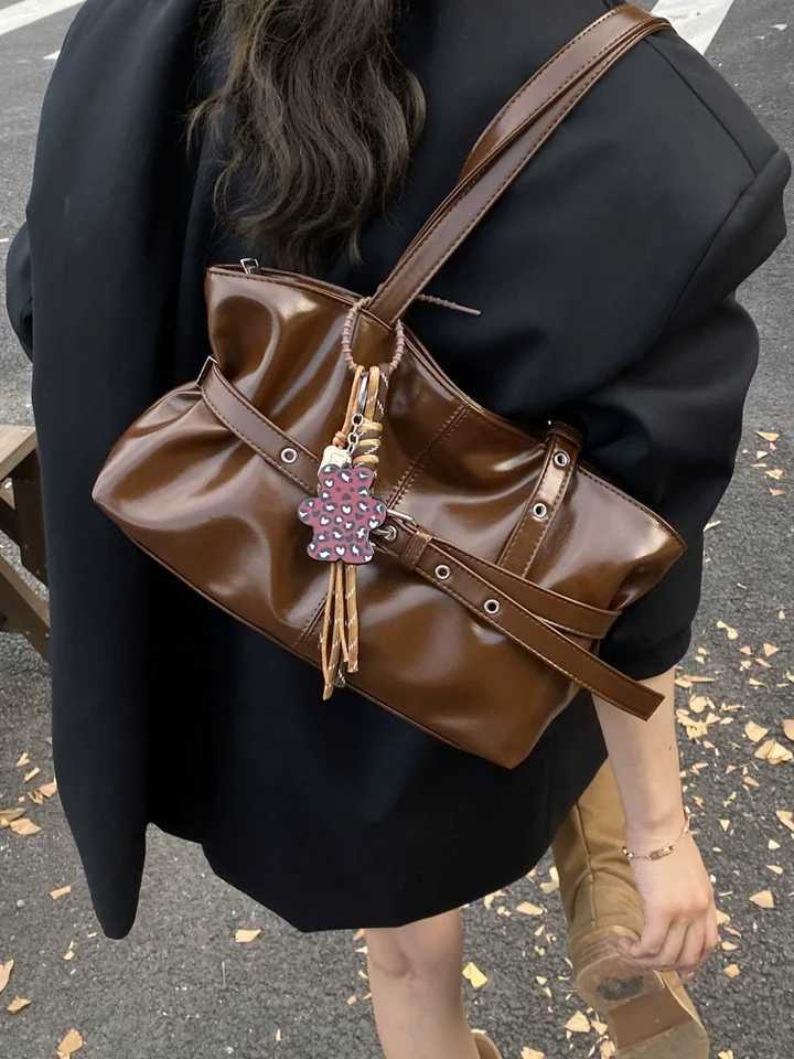 Luxury Wine Red Underarm Bag for Wen Autumn/Winter 2025 Cmuter Shoder Bag Casual Large Capacity s Belt Totes Y251209