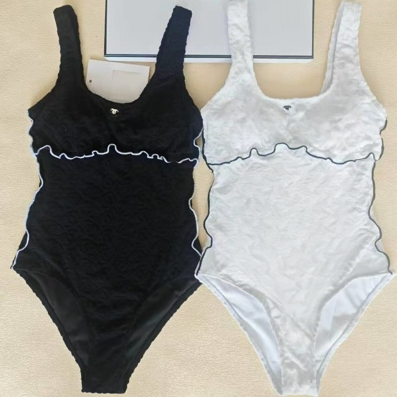 Luxury Letters Swimwear Bikinis Women Designer Color Blocked Velvet Swimsuits Summer Sexy Padded Bathing Suit Birthday Party Vacation Beachwear