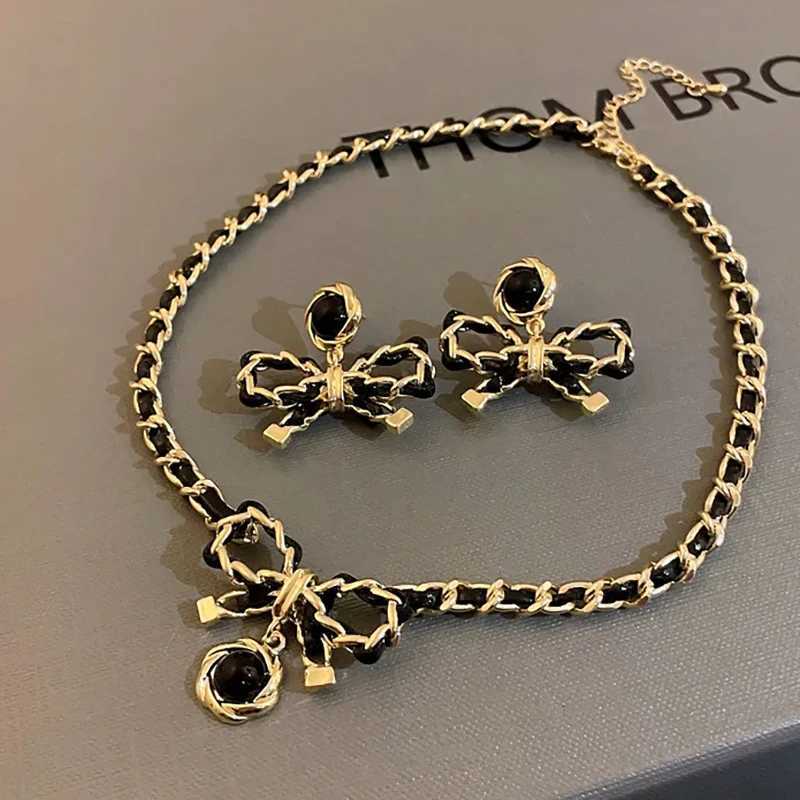 Fashion Number 5 Black Bow Earrings Necklace for Wen Jewelry Gold Plated Mental Knot Sier Needle Hypoallergenic Gift Z233 Y251210