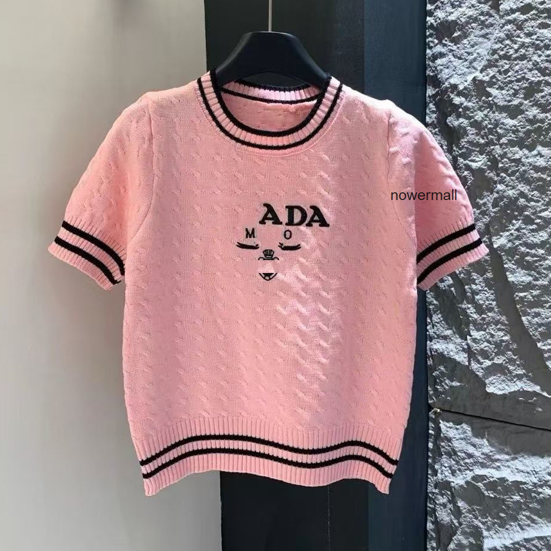 Womens Tees Designer Cashmere Sweater Loose Tshirt Round Neck Fashion Versatile Embroidery Knit Bottom Shirt Pullover Swe pradashirt pradas prdad SVFN