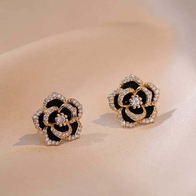 Stainl Steel Cute Black Zircon lia wer Pendant Necklace for Wen Charm Rose Earring Ring Choker Jewelry Set Gift Y251210