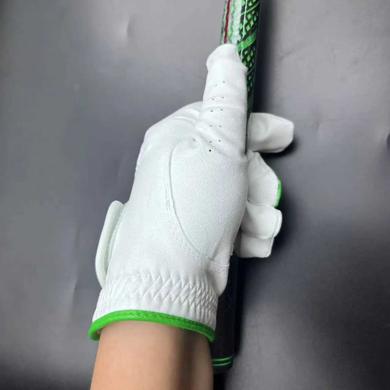 Jean Carlo Left Hand Golf Gloves-Premium Imported MicrofiberAnti-Slip and BreathableTraining Golf GloveComfortable Durable Y251210