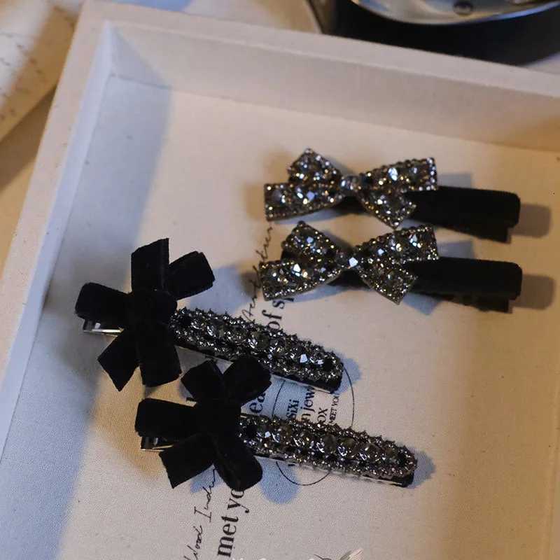 2pcs/set Sweet Bow Rhinestone Hair Clips Girls Kaii Cute Heaear Veet Bowknot Duckbill Clips Kids Sided Clips Bangs Hairpin Y251210
