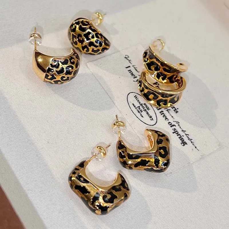 Korean Brown Enamel Leopard Print Hoop Earrings For Wen Vintage Elegant C-Shed Geetric Statement Earrings Jewelry Y251210