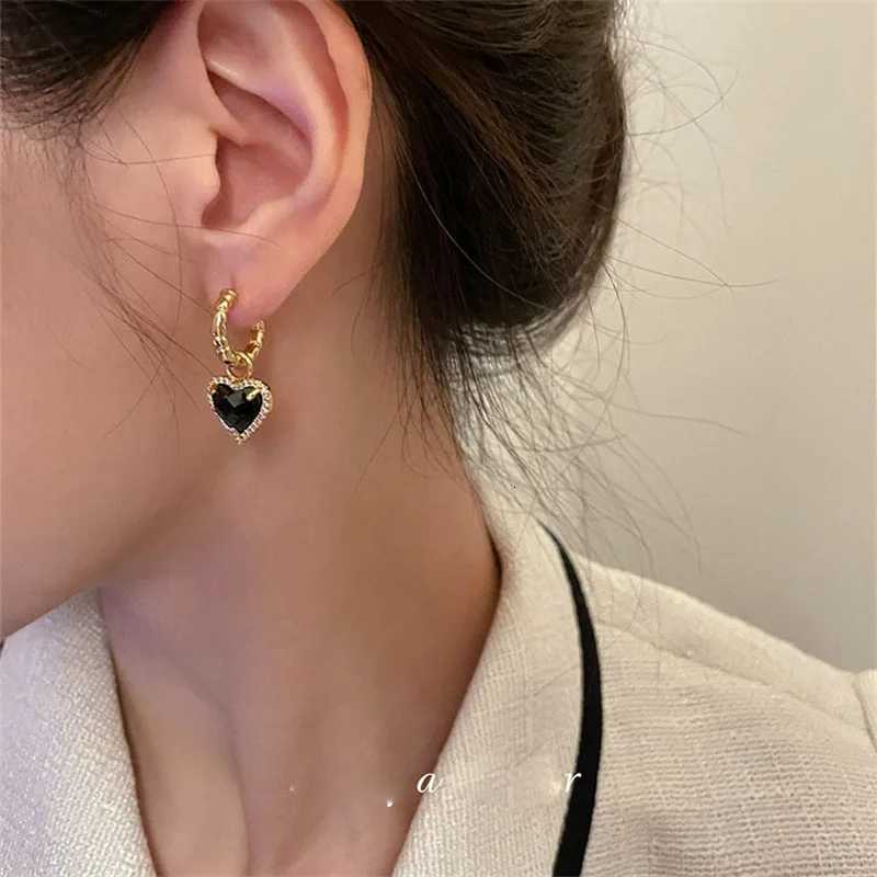 Fashion Black Zircon Drop Earrings for Wen Couple Creative Rhinestone Earrings Holiday Party Jewelry Accories Y251210