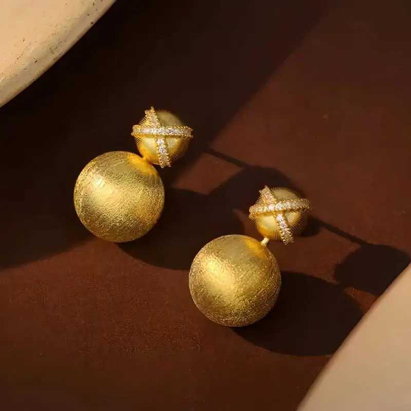 Creative new in bed small round bead earings stud high-quty design light luxury retro earrings for wen banquet jewelry Y251210