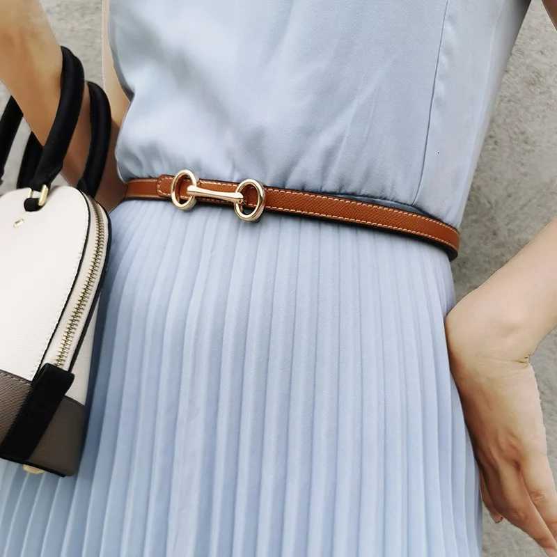 Luxury Double Sided Use Thin Pu Leather Belt for Women Dress Pants Waist Closing Decorative Belt Designer New Fashion Strap Y251210