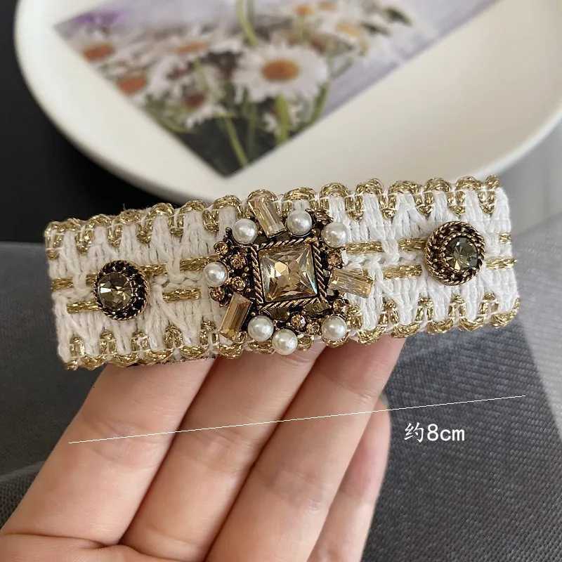 Luxury Brand High Quty Hair Clip Fashion Imitation Pearl Rhinestone Black White BB Clip Barrettes Girl Wen Hair Accories Y251210