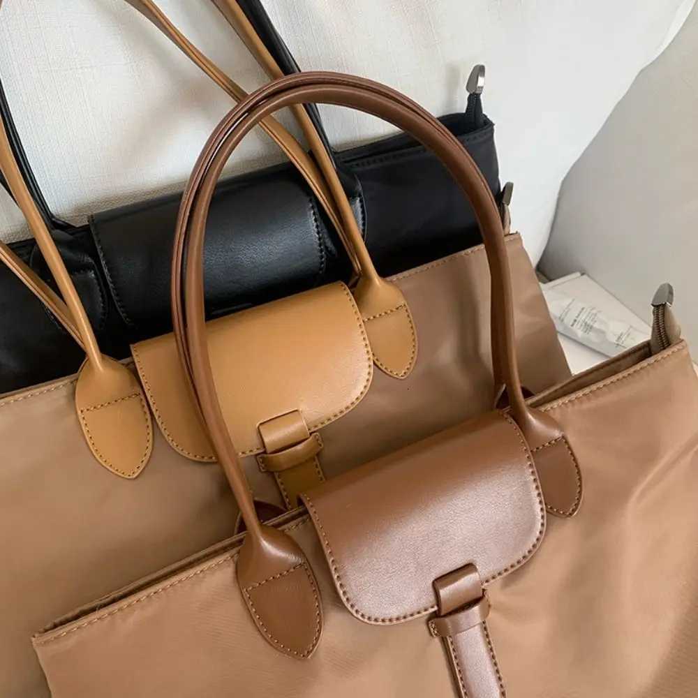 Literary Casual Nyl Shoder Bag Lightweight Zipper Nyl Cloth Tote Bag Large Capacity Korean Style Handbag Outdoor Y251209