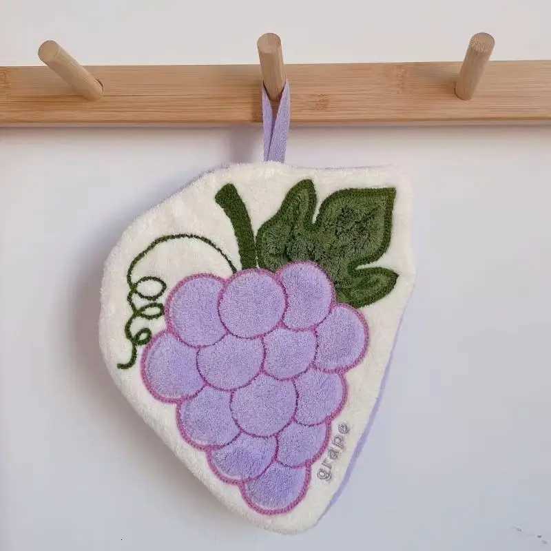 Cartoon Fruit Hand Towel Hanging Absorbent Bathroom Kerchief Coral Fleece Thickened Washcloth C251210