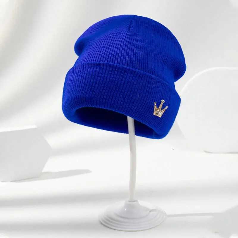 Luxury 1pc Crown Beanie HatUnisex Elastic Lightweight StreetwearCold Protection Warm Autumn and Winter Skull for Daily Outdoor Y251209