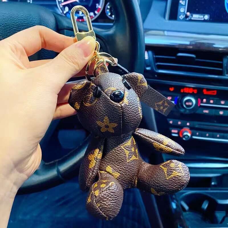 Classic Trendy Rabbit Car Pendant Old Flower Bear Bulldog Bag Keychain Ring Ornament Gift