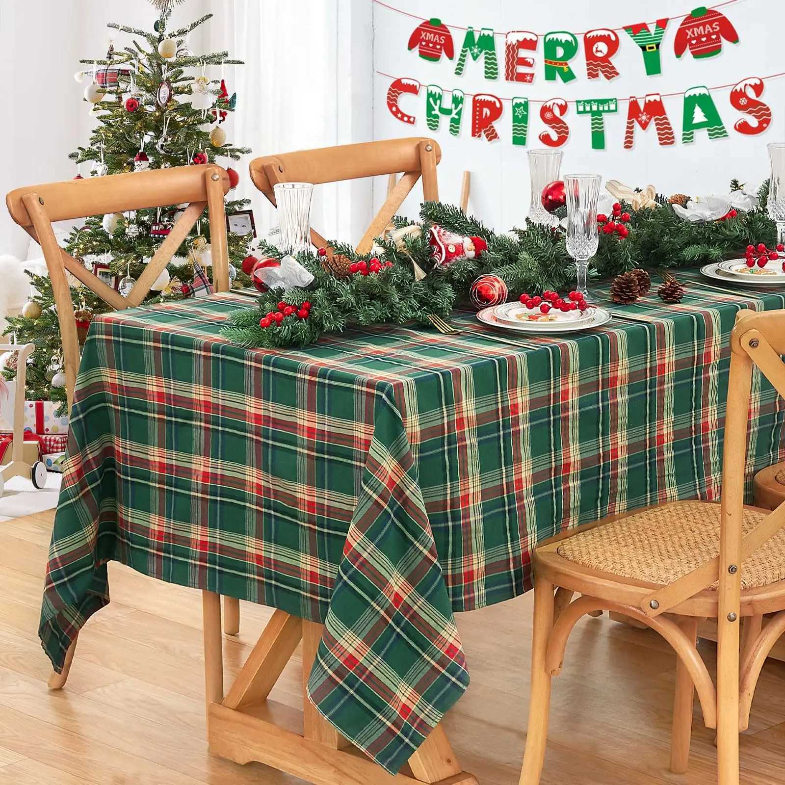 Green Plaid Christmas Tablecloth for Rectangle Tables Polyester Table Cloth Perfect For Holiday Parties Dining and Banquet H251211