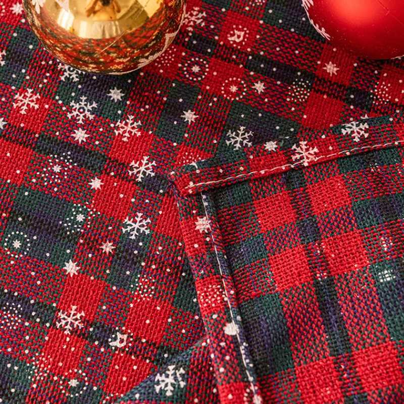 2025 Christmas Tablecloth Suitable For Holiday Parties Banquets Restaurants Kitchen Decoration H251211