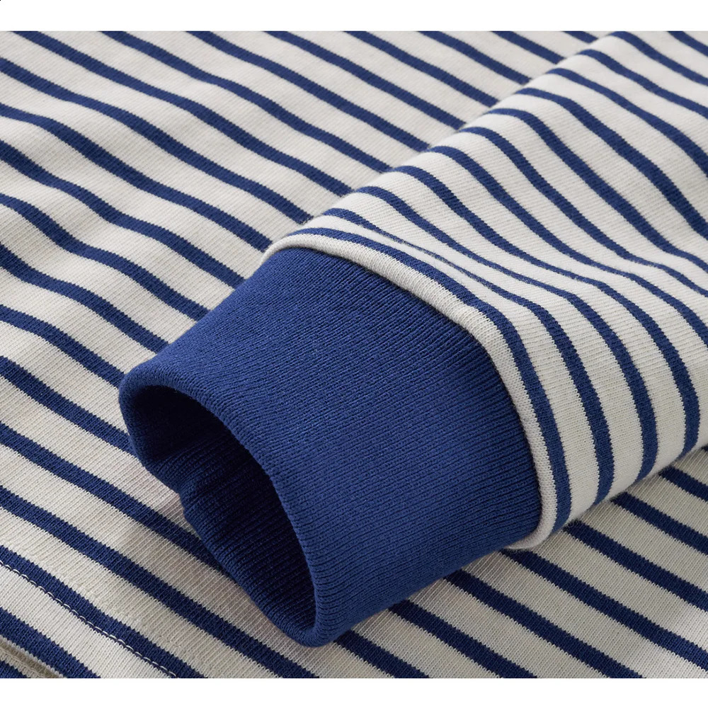 Winter Blue White Striped Long Sleeve T Shirt Men Japanese Retro Heavy Weight Cotton Casual Tops Lovers Shirt Streetwear 251211