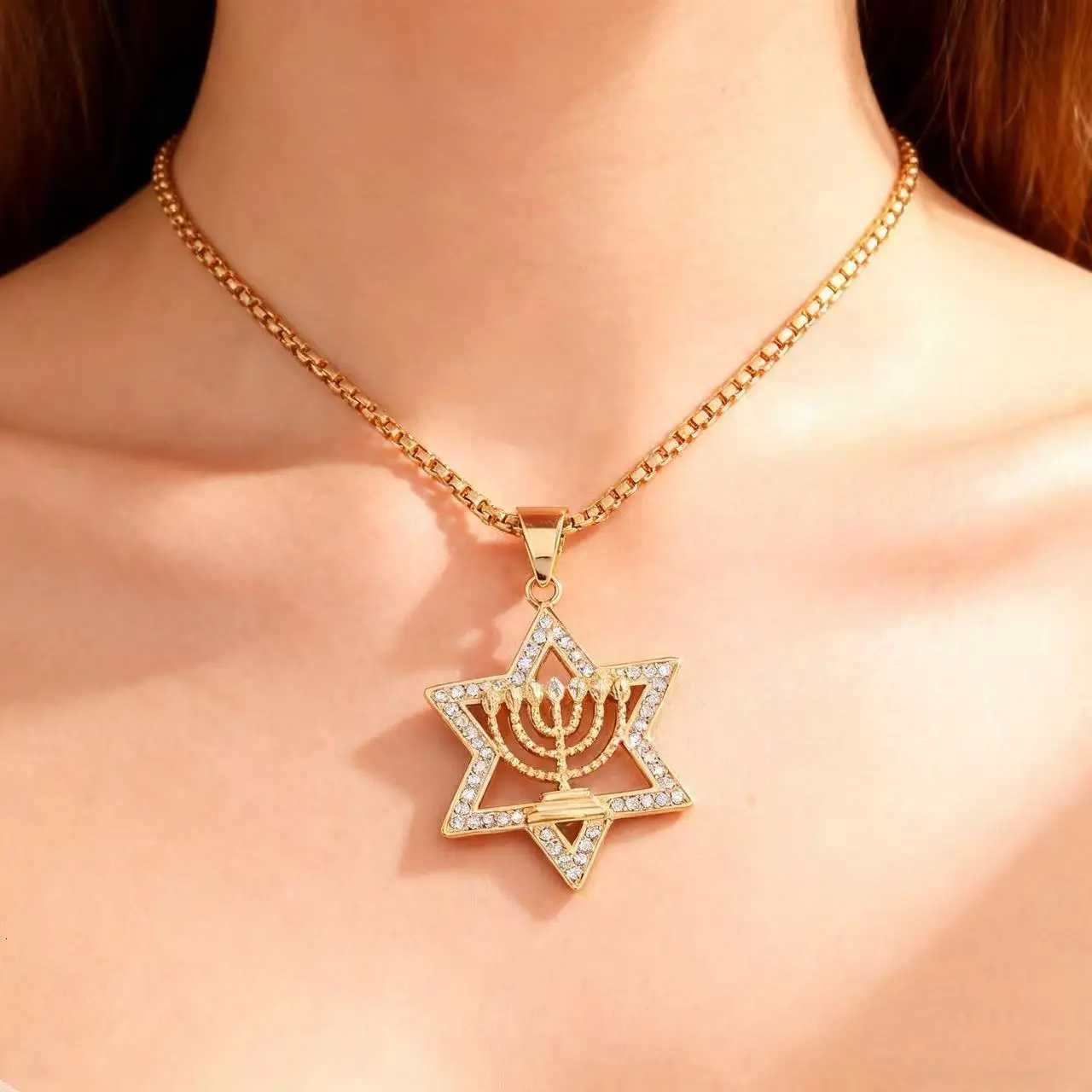 YQ Luxury Star of David Pendant Necklace For Men Women Middle Eastern Fashion Jewelry Accessories M251211