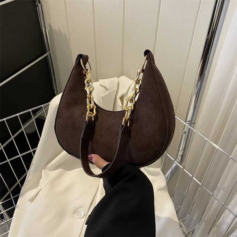 Suede Hobo Bag with Gold Chain Strap Wens Crescent Shoder Bag Fiable Daily Handbag Y251211