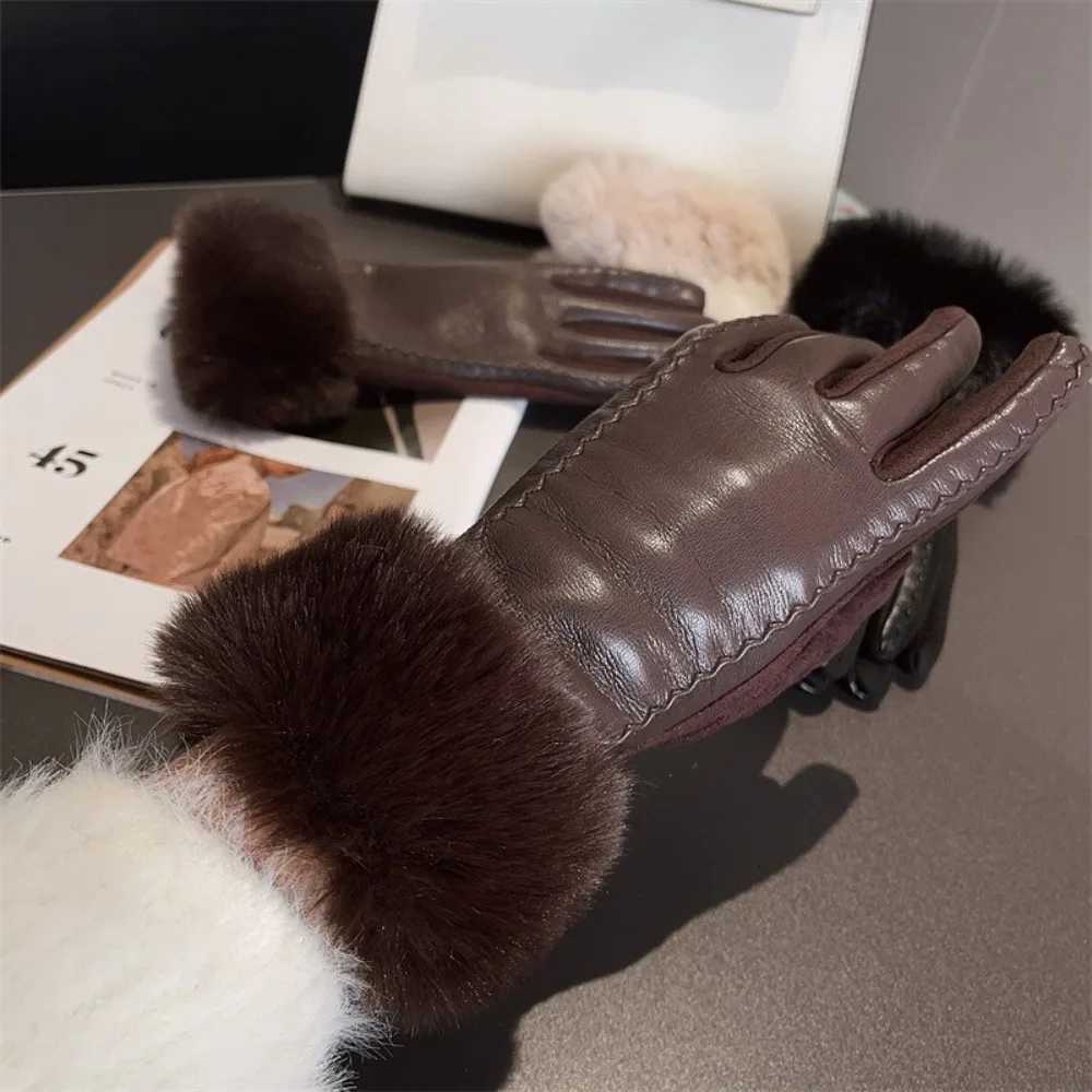 Fashion PU Leather Womens Gloves for Cold Weather Cuff Thermal Lining Winter Warm Gloves with Faux Fur Trim Gift Party Gloves Y251211