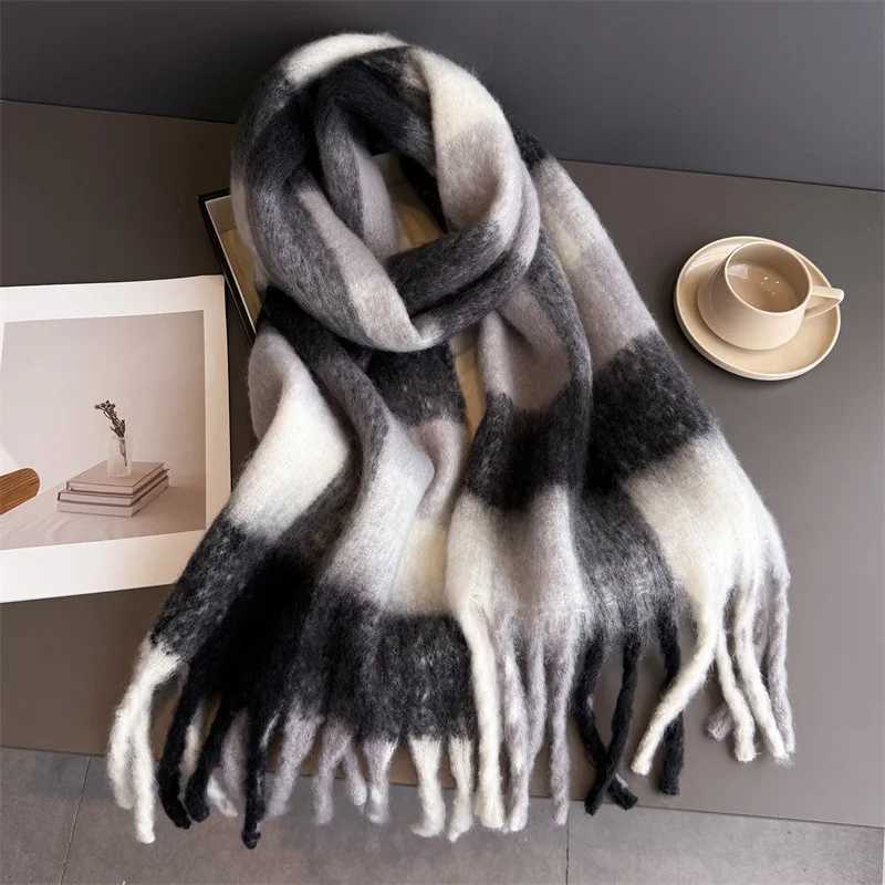 Neck Warmer Scarf For Women Winter Thickened Tassel Pashmina Shawl Faux Cashmere Warps Autumn Rainbow Plaid Elegant Blanket Y251211