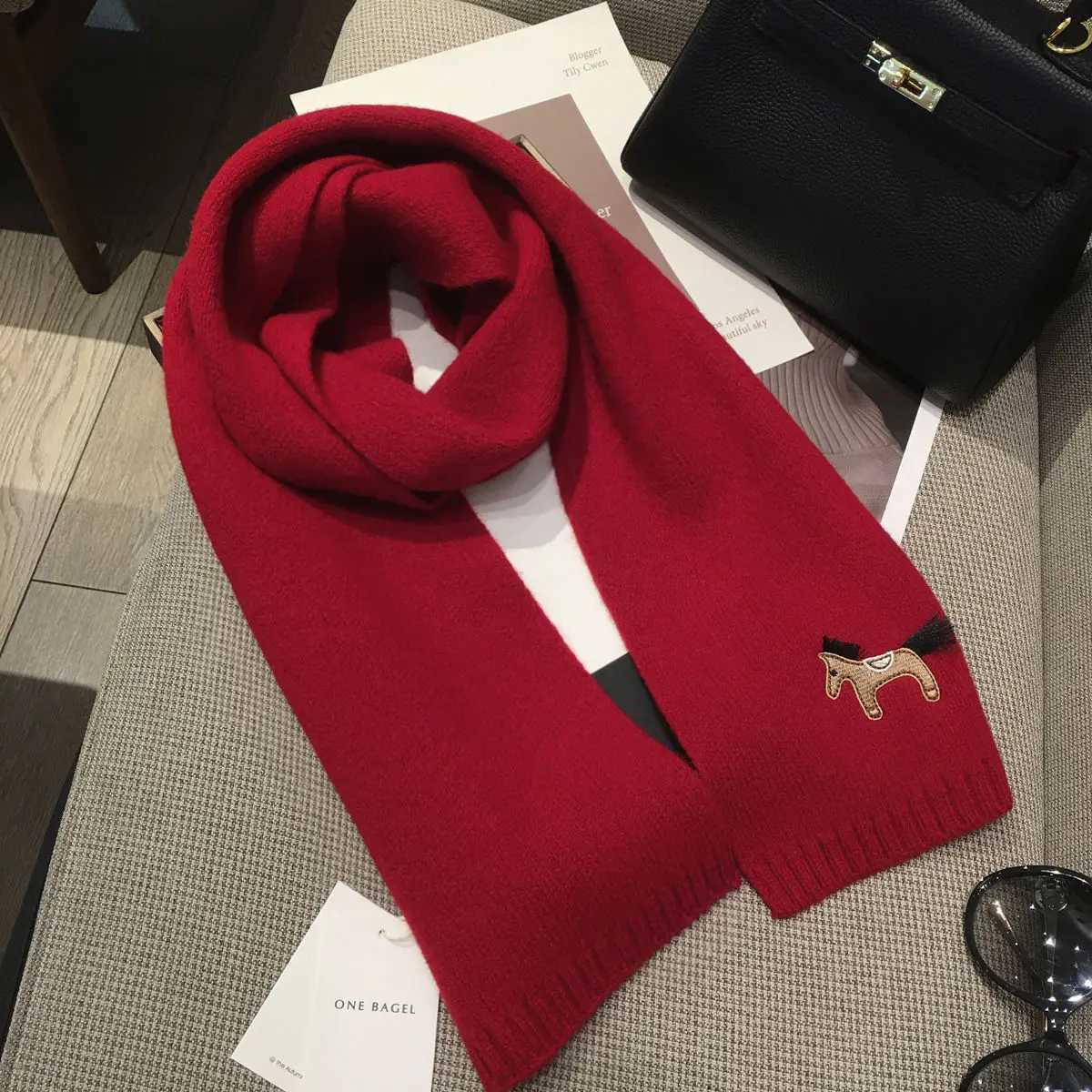 Horse Embroidery 100 Wool Red Scarf Warm Unisex Winter Shawl New Year Y251211